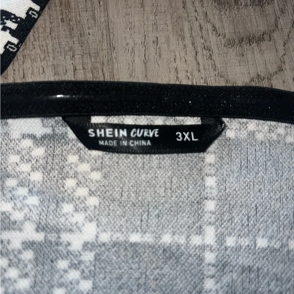 NWOT SHEIN Curve Black and White Plaid Women's Dress 3X - Picture 8 of 8